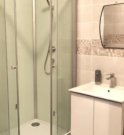 Au Bord Du Lot Location Apartment