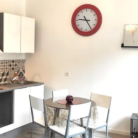 Au Bord Du Lot Location Apartment